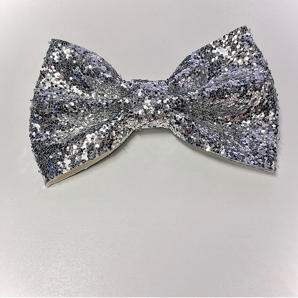 Silver Glitter Sparkly Bow Tie Hair Bow - Picture 4 of 5